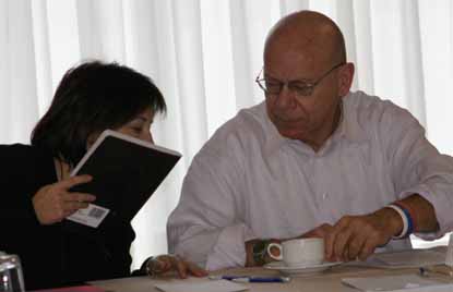 Tom Ludwig photo: Lois Kirkup and Arnold Amber consult